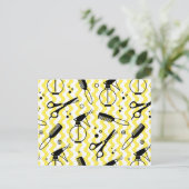 Yellow Hairdresser Tool Patroon Feestdagenkaart (Staand voorkant)