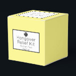 Yellow Hangover Relief Kit Favor Box Bedankdoosjes<br><div class="desc">Perfect kleurrijke gele en witte hangover relief-doos die geschikt is voor elke gebeurtenis</div>