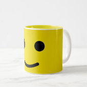 Yellow Happy Face Tweekleurige Koffiemok (Voorkant rechts)