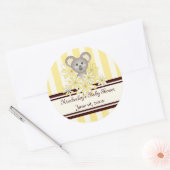 Yellow Koala Genderneutraal Baby shower / Verjaard Ronde Sticker (Envelop)