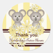 Yellow Koala Twin Baby shower / Verjaardag Dank u Ronde Sticker (Voorkant)