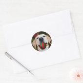 Yellow lab-kerstbal ronde sticker (Envelop)