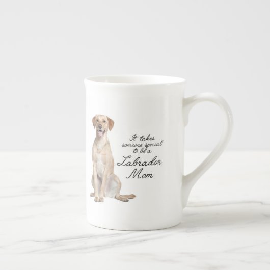 Yellow Lab Mom Bone China Mok (Rechts)