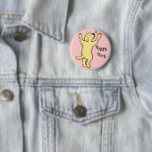 Yellow Labrador Puppy Hug Cartoon Ronde Button 5,7 Cm (In situ)