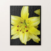 Yellow Lily Close-up Legpuzzel (Verticaal)