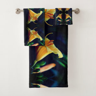 Yellow Lily Flower Abstract Art Shower Bad Handdoek