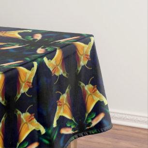 Yellow Lily Flower Abstract Art Tafelkleed