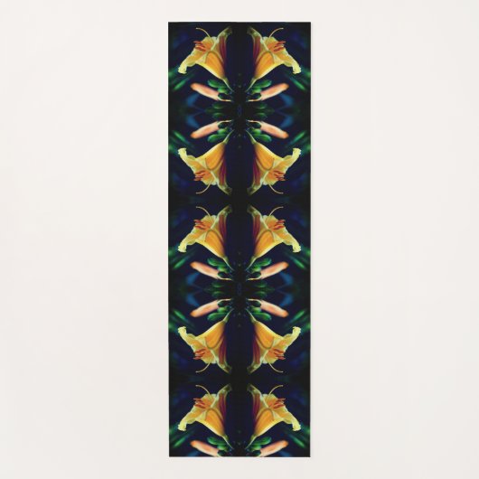 Yellow Lily Flower Abstract Yogamat (Voorkant)