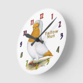 Yellow Nun Pigeon Clock Ronde Klok (Hoek)