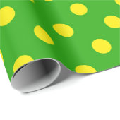 Yellow On Green Polka Dots Pattern Design  Cadeaupapier (Rol Hoek)