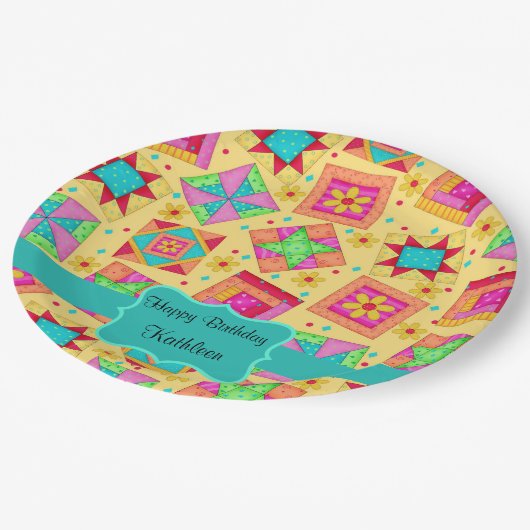 Yellow Patchwork Quilt Block Name Happy Birthday Papieren Bordje (Gekanteld)