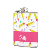 Yellow pencils and scrabbles on white heupfles (Links)