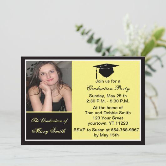 Yellow Photo Graduation Party Invitation Kaart (Staand voorkant)