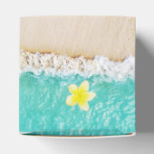 Yellow Plumeria Frangipani Tropical Beach Wedding Bedankdoosjes (Bovenkant)