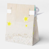 Yellow Plumeria Frangipani Tropical Beach Wedding Bedankdoosjes (Achterkant)