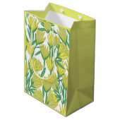 Yellow Protea Design Medium Cadeauzakje (Achterkant Gekanteld)