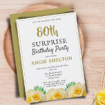 Yellow Rose 80th Surprise Birthday Party Kaart<br><div class="desc">Yellow Rose 80th Surprise Birthday Party nodigt haar uit. Verjaardaguitnodiging met prachtige gele rozen en tropische bladeren. Ideaal voor een vrouw die haar tachtigste verjaardag viert. Uitnodigen voor 80 jaar verrassende verjaardagsfeest.</div>