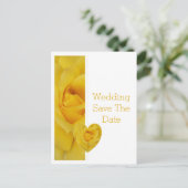 Yellow Rose Heart Design Wedding Bewaar de datum Aankondigingskaart (Staand voorkant)