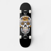 Yellow Rose Sugar Skull op Black Skateboard (Voorkant)