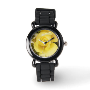 Yellow Rosebud Horloge