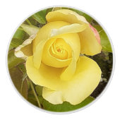 Yellow Rosebud Keramische Knop (Voorkant)