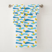 Yellow Rubber Duck Pattern Bad Handdoek (Insitu)