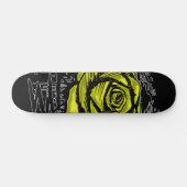 Yellow Rugged Rose Graffiti Art • Urban Street Persoonlijk Skateboard (Horizontaal)