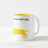 Yellow Silhouette Dachshund-Mok Tweekleurige Koffiemok (Voorkant rechts)