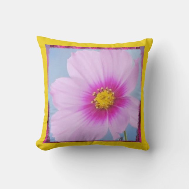 Yellow Spot Pillow Kussen (Voorkant)