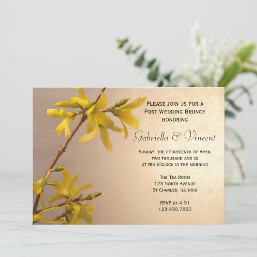 Yellow Spring Forsythia Post Wedding Brunch Kaart (Staand voorkant)