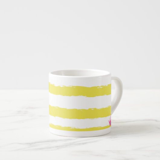 Yellow stripes and a pink crown Specialty Mug Espresso Kop (Voorkant rechts)