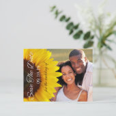 Yellow Sunflower Wedding Save the Date Photo Aankondigingskaart (Staand voorkant)
