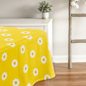 Yellow tablecloth with daisies tafelkleed