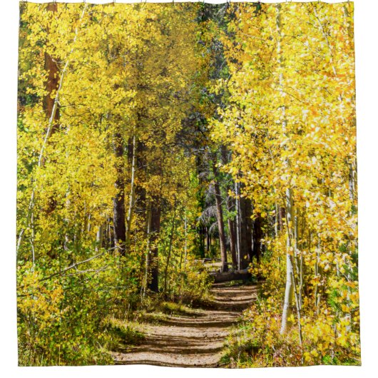 Yellow Tree Road // Hiking in het najaar Douchegordijn (Voorkant)