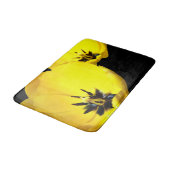 Yellow Tulip Bath Mat (Gekanteld)