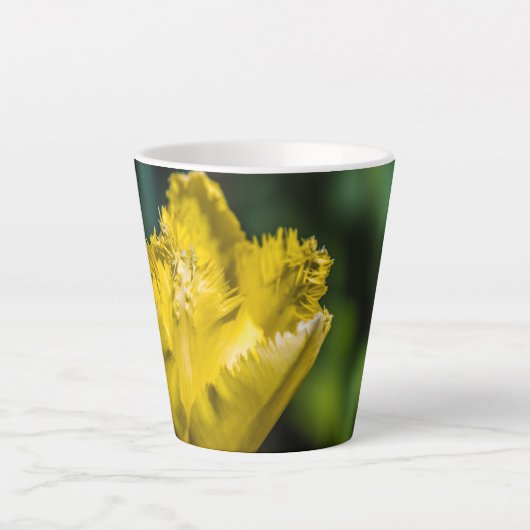 Yellow Tulip Latte Mok (Voorkant)
