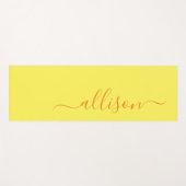 Yellow Typography Minimalist Name Yoga Mats Yogamat (Voorkant (horizontaal))