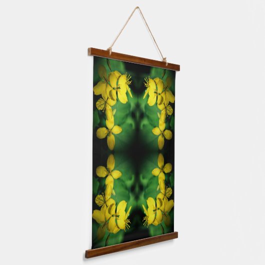 Yellow Wildflower Geranium Abstract Hangend Wandkleed (Gebogen)