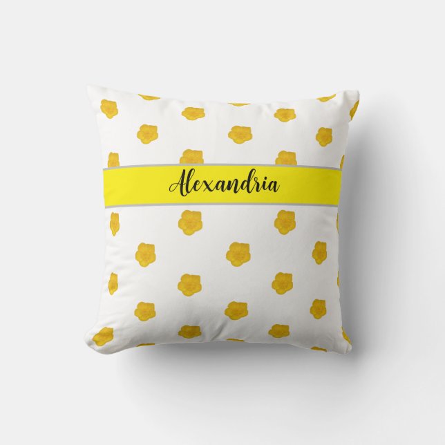 Yellow Wildflower Throw Pillow Personalized  Kussen (Voorkant)