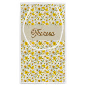 Yellow Wildflowers Pattern Monogram Name Klein Cadeauzakje (Achterkant)