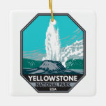 Yellowstone National Park Castle Geyser  Keramisch Ornament<br><div class="desc">Ontwerp van een geelstenen bosvectorillustratie. Het park bevat dramatische canyons,  alpiene rivieren,  spoelbossen,  hete bronnen en geisers,  inclusief de beroemdste oude gelovigen.</div>
