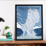 Yellowstone National Park Old Faithful Vintage Poster<br><div class="desc">Ontwerp van een geelstenen bosvectorillustratie. Het park bevat dramatische canyons,  alpiene rivieren,  spoelbossen,  hete bronnen en geisers,  inclusief de beroemdste oude gelovigen.</div>