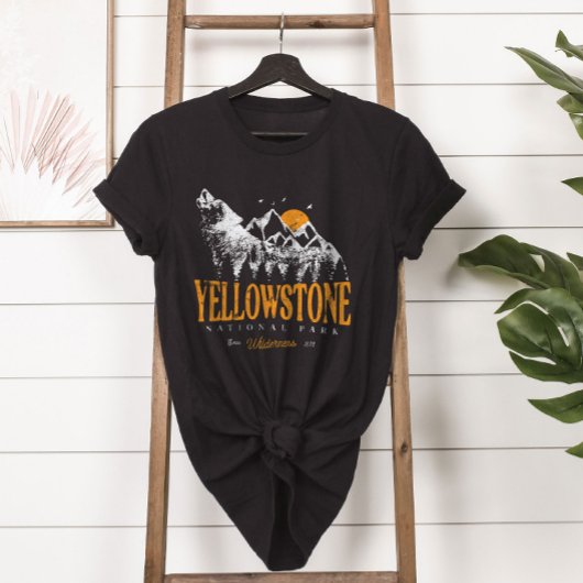Yellowstone National Park Wolf Mountains  T-shirt