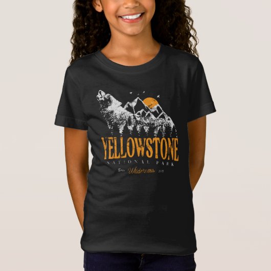 Yellowstone National Park Wolf Mountains  T-shirt (Voorkant)