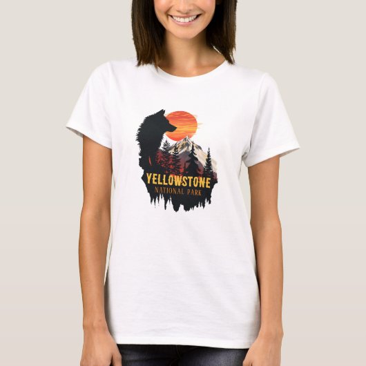 Yellowstone National Park, Wolf Sinaasappel Sunset T-shirt (Voorkant)