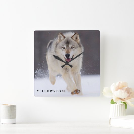 Yellowstone Wolf Vierkante Klok (Huis)