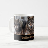 Yellowstone Wolves Coffee Mok (Voorkant links)