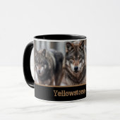Yellowstone Wolves Koffie Mok Two-Tone (Voorkant links)