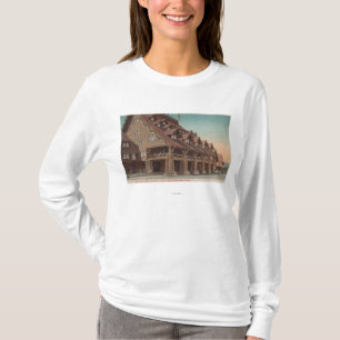 Yellowstone, WY - Entrance Old Faithful Inn T-shirt