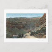 Yellowstone, WY - Yellowstone Highway and Wind Briefkaart (Voorkant)